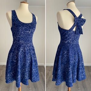 NWT TRIXXI Cross-Back Bow Dress Blue Floral